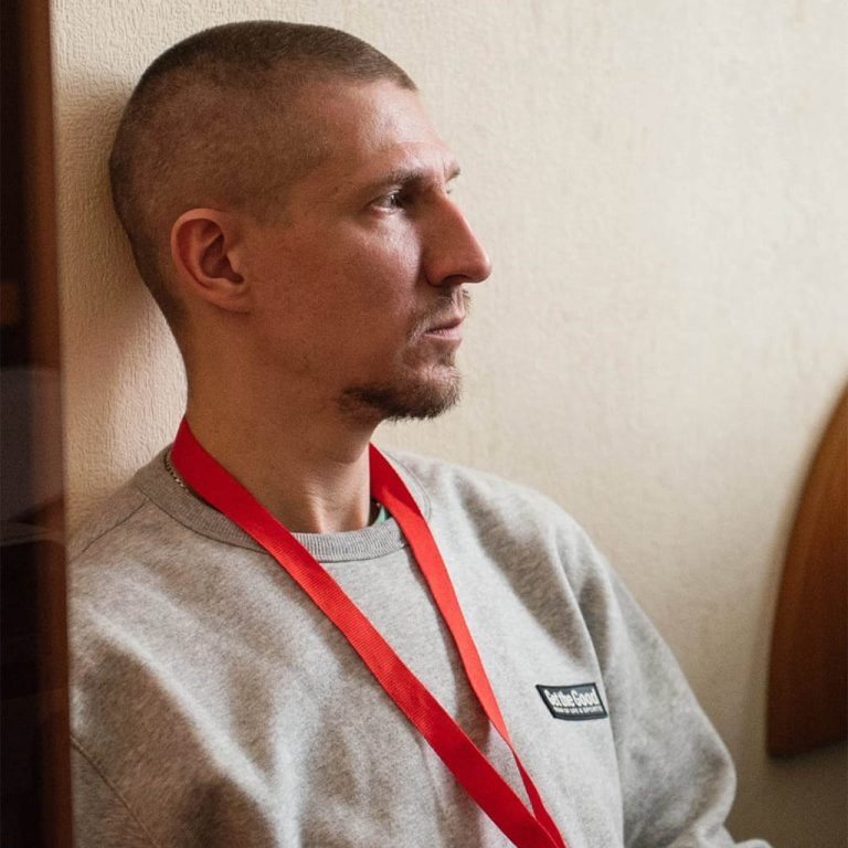 Серов Юрий