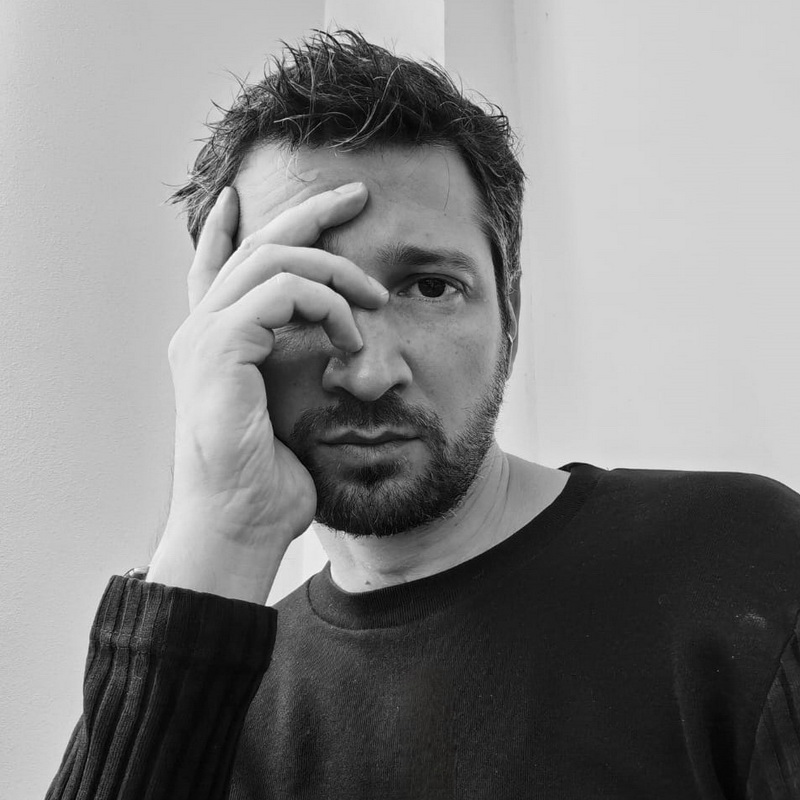  Резников
